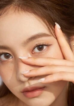 Chuu Aube Pie Moon Brown -Contact Lens Shop Aube Pie KR 04 model