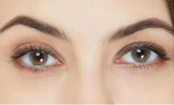 Lumine Aurora Blue -Contact Lens Shop Aurora Grey 1 model