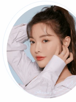 LensMe Blooming Dream Grey -Contact Lens Shop bloomingdream gr model 04